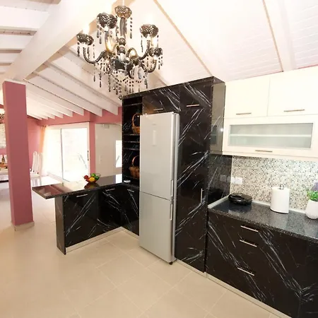 Vs Loft By Corfuescapes Apartman